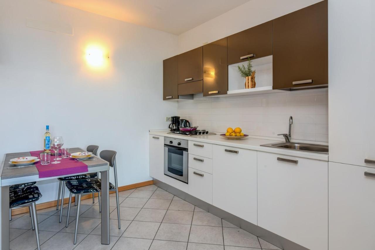 Apartamento 6 Happiness Toscolano-Maderno Exterior foto