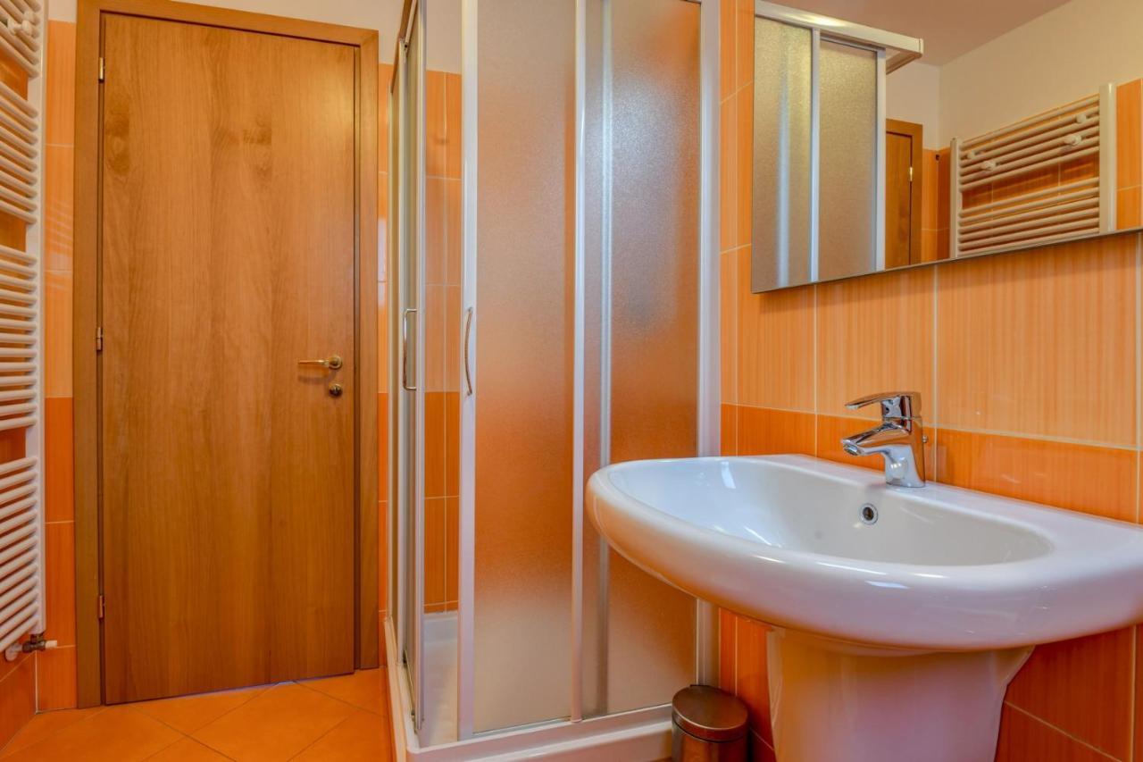 Apartamento 6 Happiness Toscolano-Maderno Exterior foto