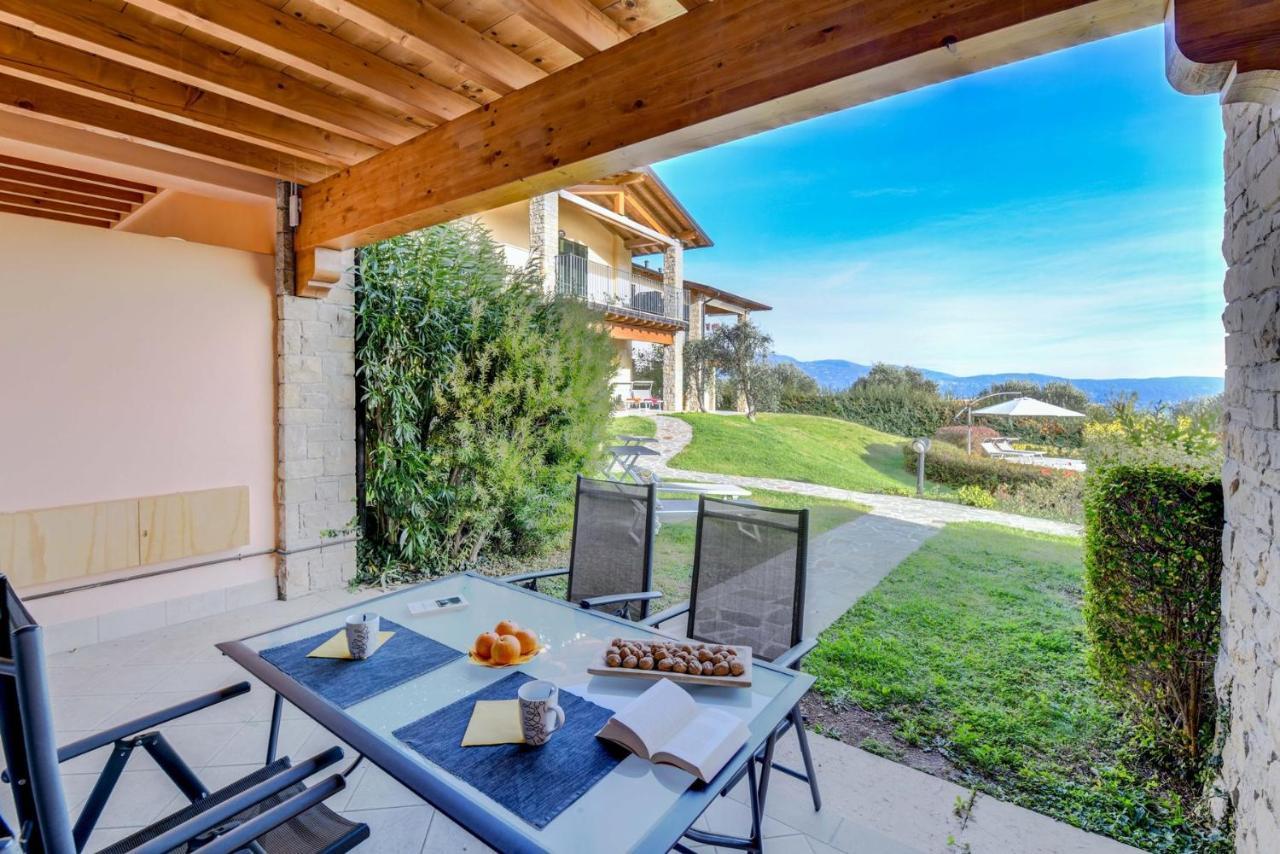 Apartamento 6 Happiness Toscolano-Maderno Exterior foto