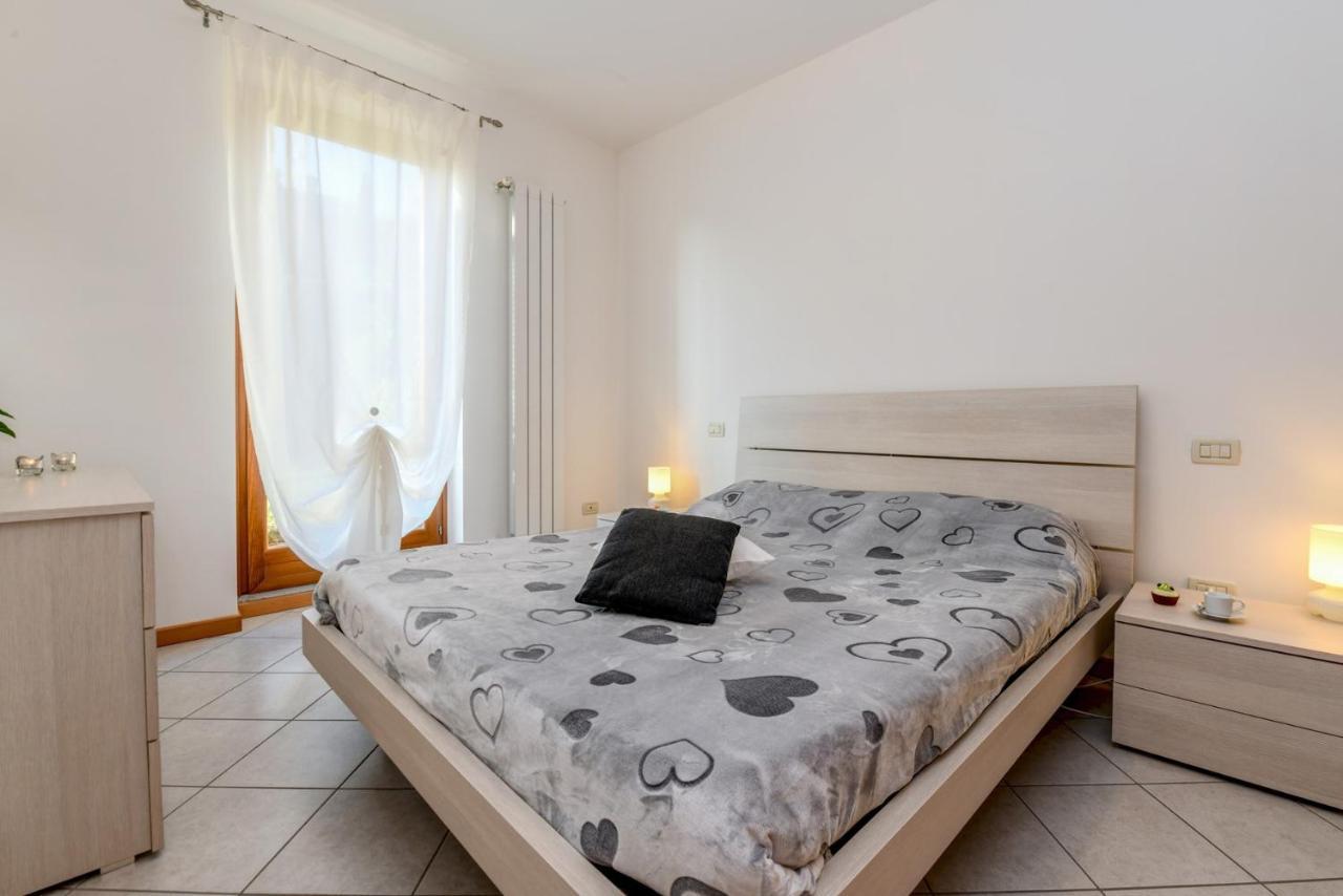 Apartamento 6 Happiness Toscolano-Maderno Exterior foto