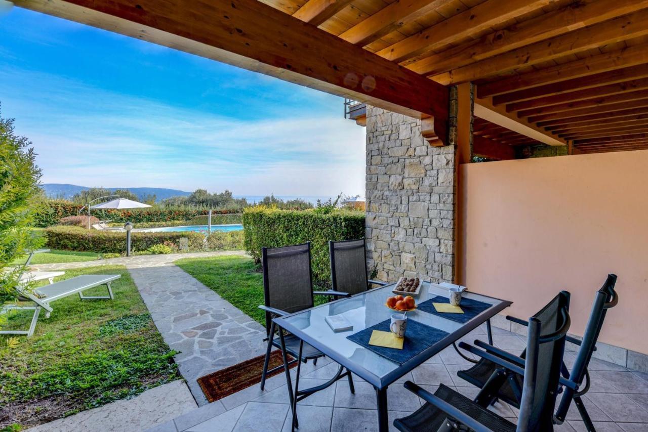 Apartamento 6 Happiness Toscolano-Maderno Exterior foto